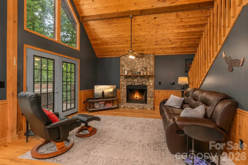 112 Eagle Nest Road Bryson City NC 28713