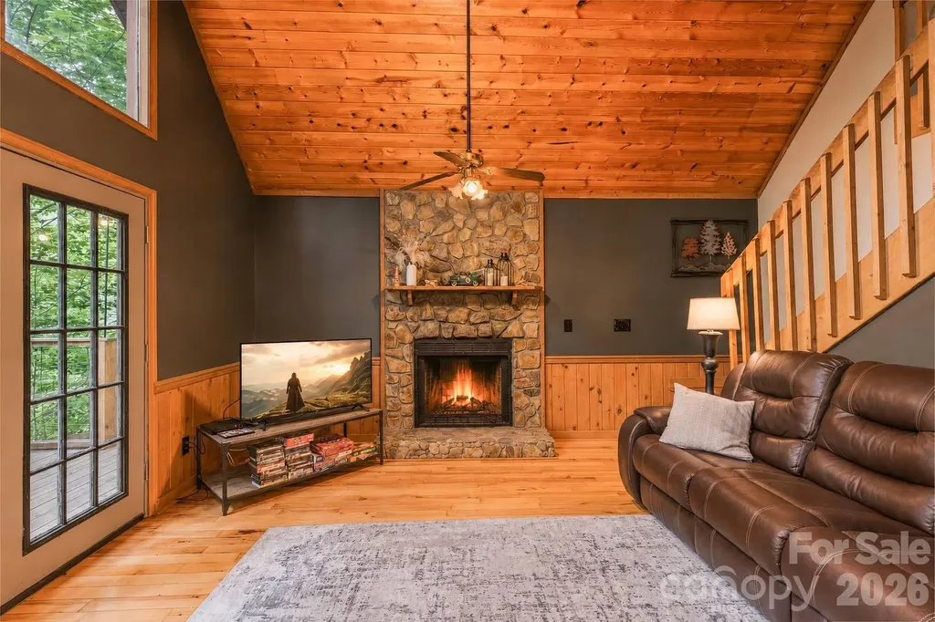 112 Eagle Nest Road Bryson City NC 28713