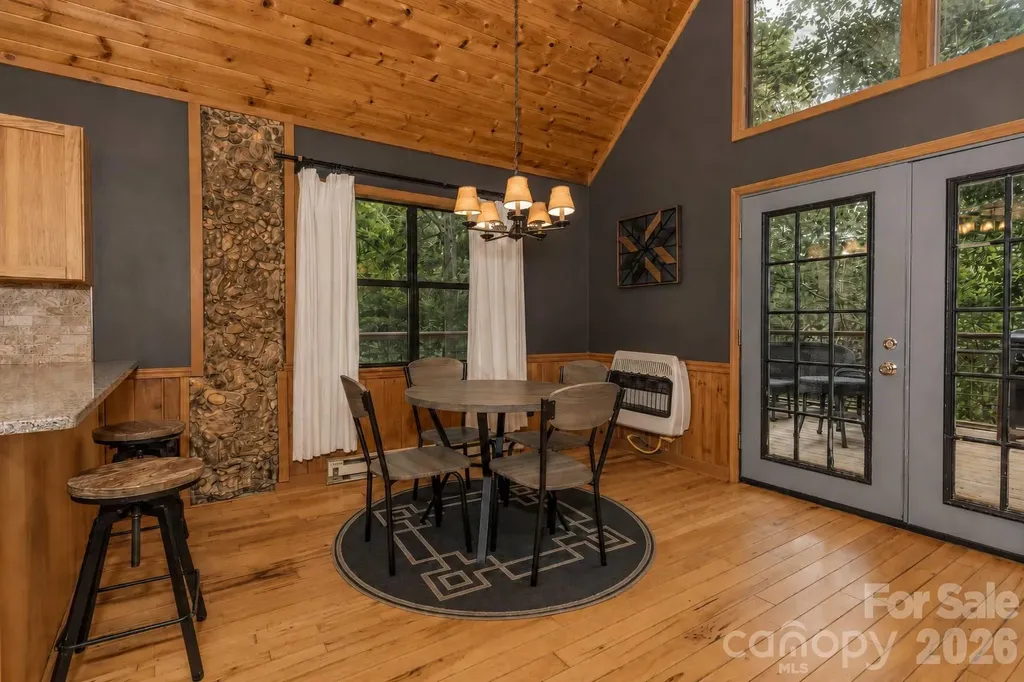 112 Eagle Nest Road Bryson City NC 28713
