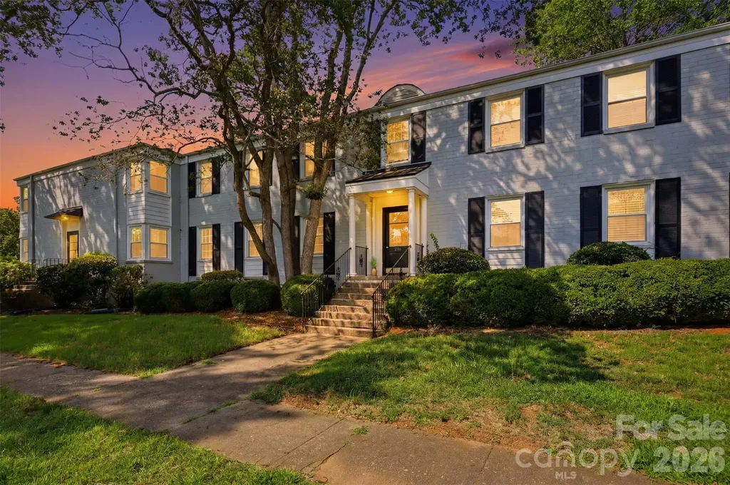 216 Wakefield Drive Charlotte NC 28209