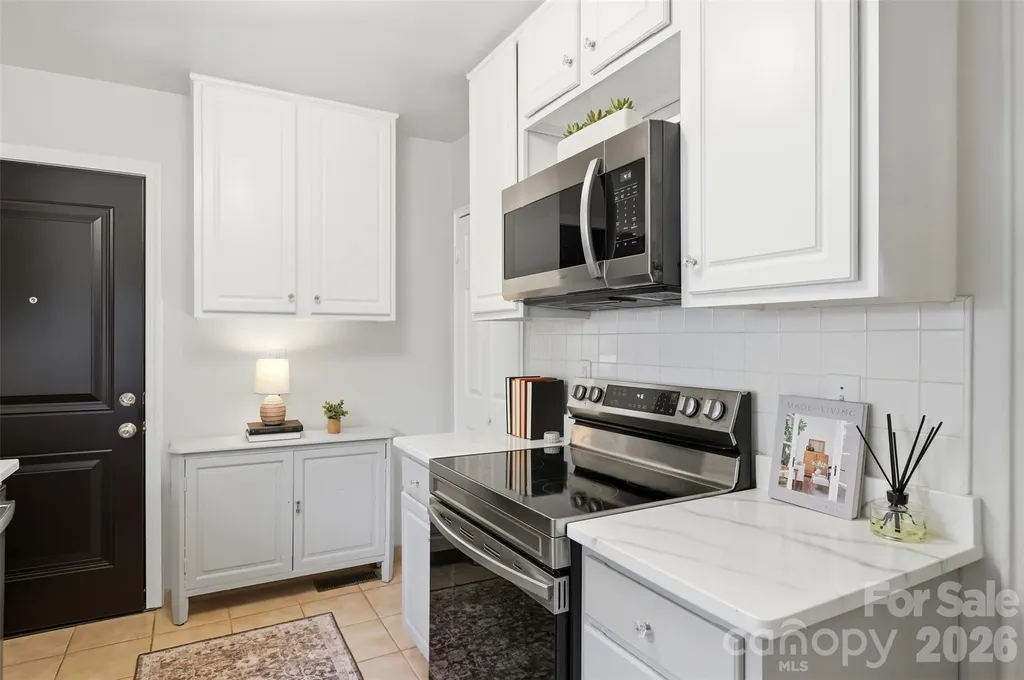 216 Wakefield Drive Charlotte NC 28209