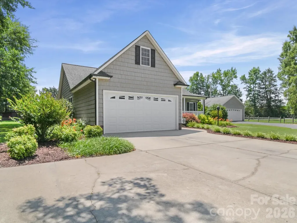 24794 Nc 24/27 Highway Albemarle NC 28001