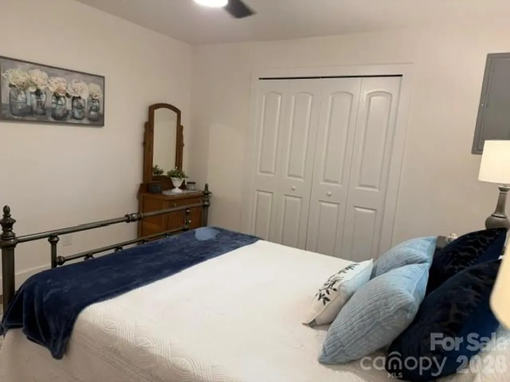 170 Clifton Avenue Bryson City NC 28713