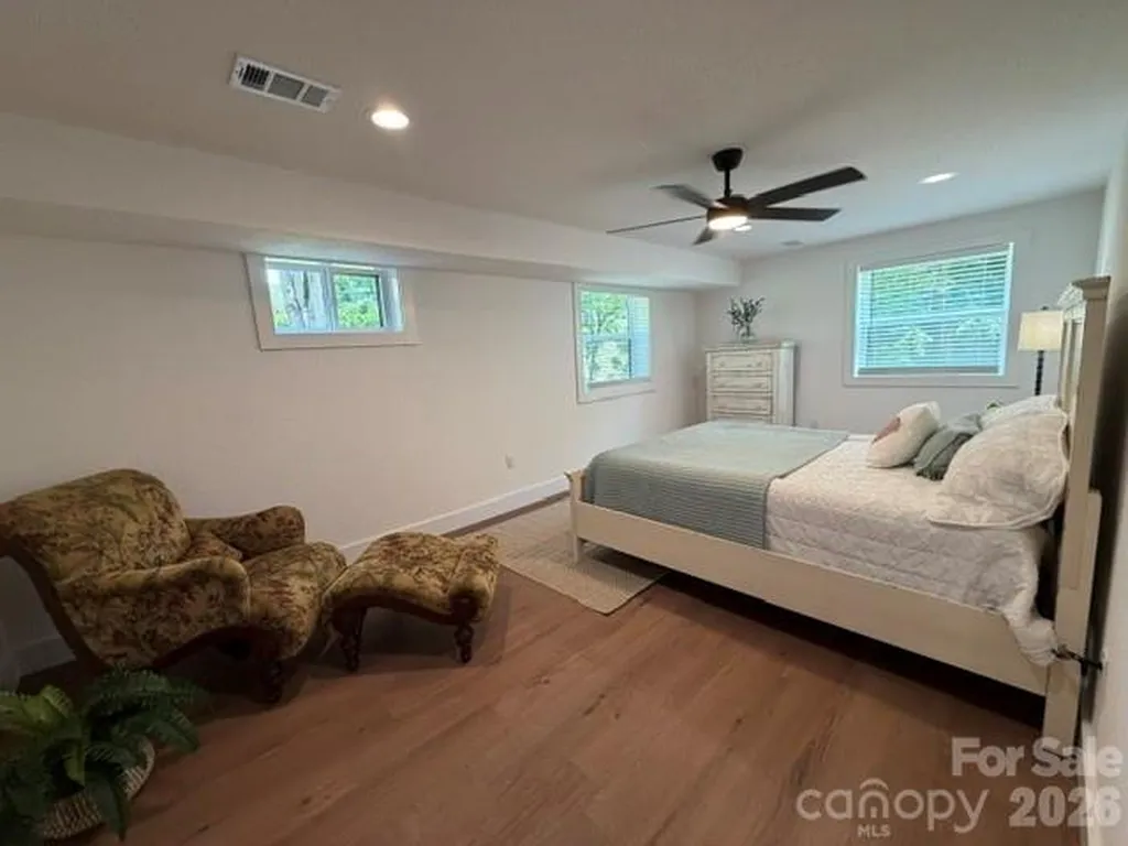 170 Clifton Avenue Bryson City NC 28713