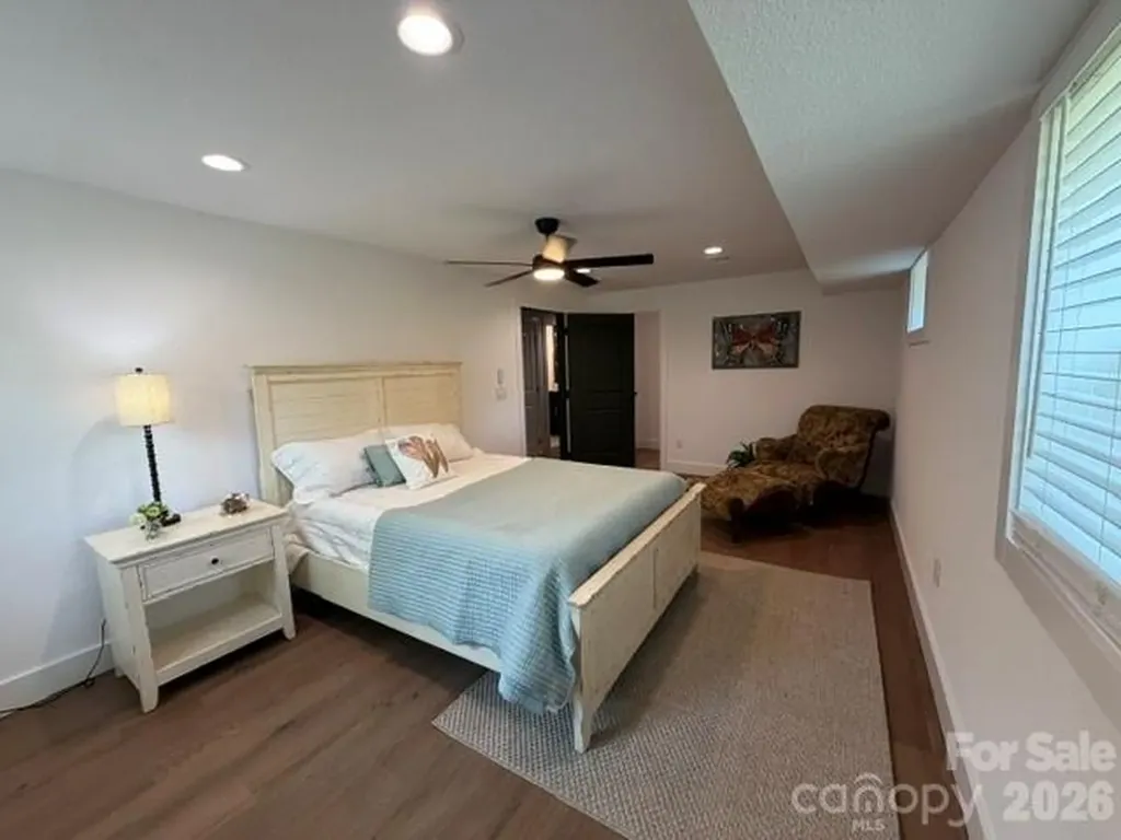 170 Clifton Avenue Bryson City NC 28713