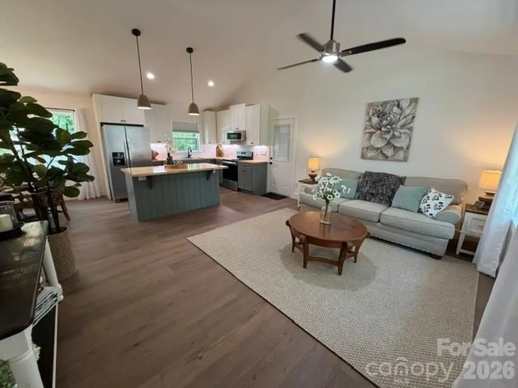 170 Clifton Avenue Bryson City NC 28713