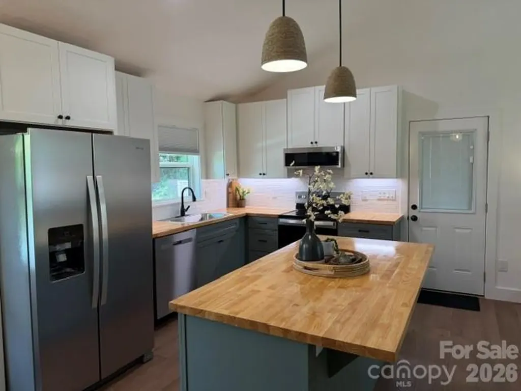 170 Clifton Avenue Bryson City NC 28713
