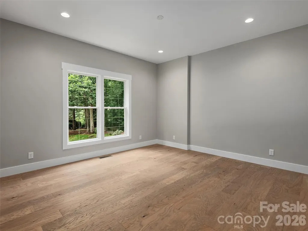 104 Arrowood Lane Hendersonville NC 28791