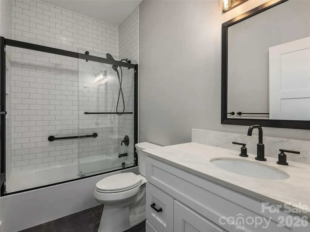 104 Arrowood Lane Hendersonville NC 28791