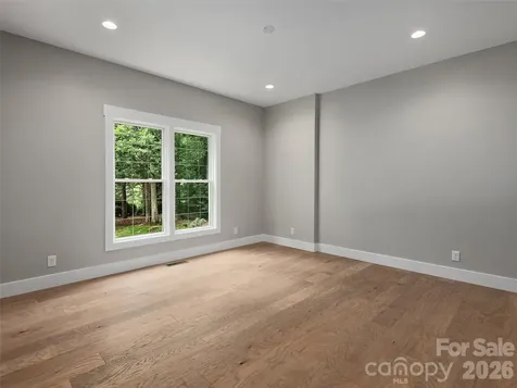 104 Arrowood Lane Hendersonville NC 28791