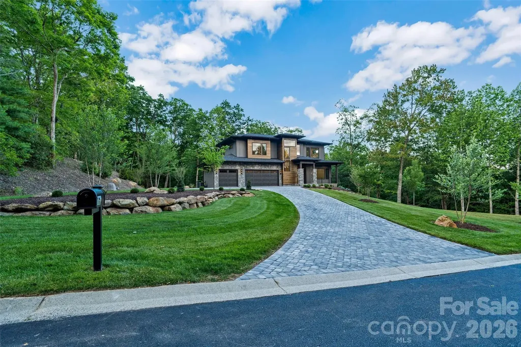 163 Stonefly Drive Horse Shoe NC 28742