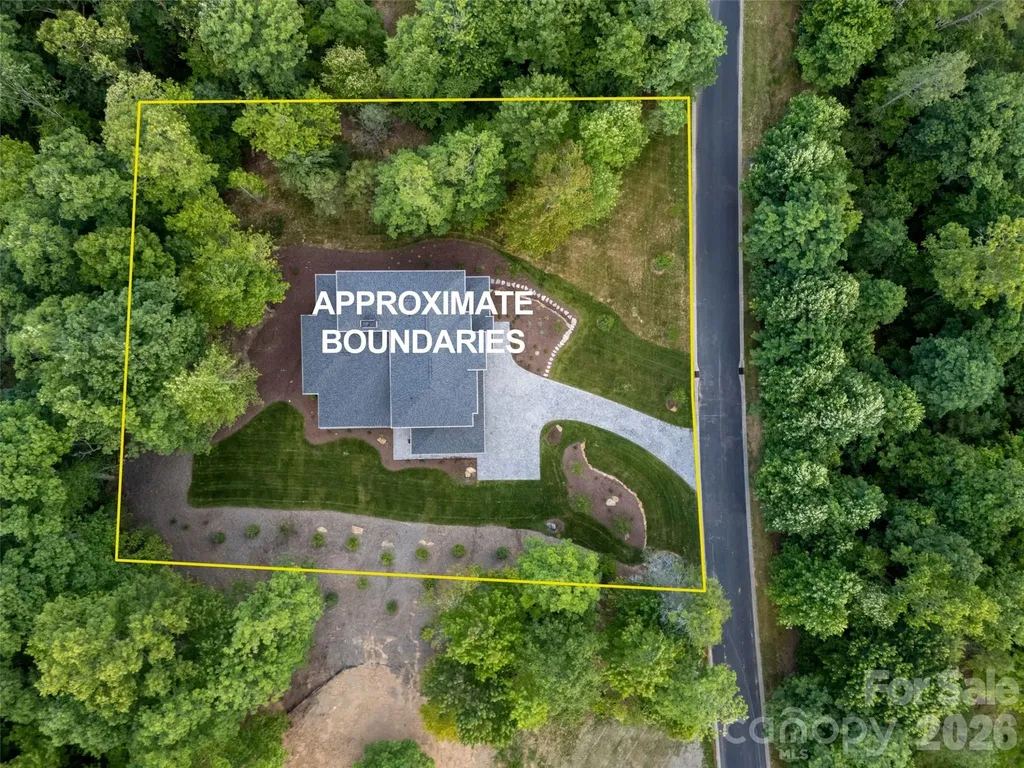 163 Stonefly Drive Horse Shoe NC 28742