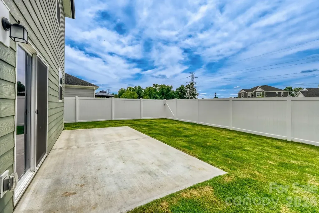 3244 Maya Lane Midland NC 28107