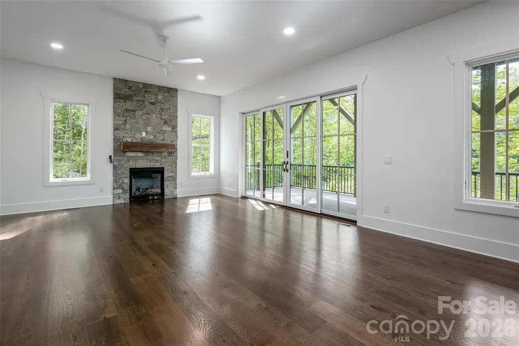 58 Blackgum Court Hendersonville NC 28739