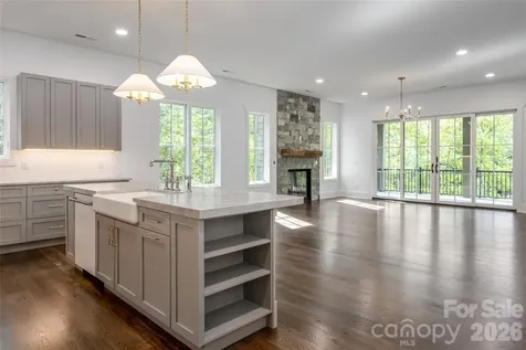 58 Blackgum Court Hendersonville NC 28739
