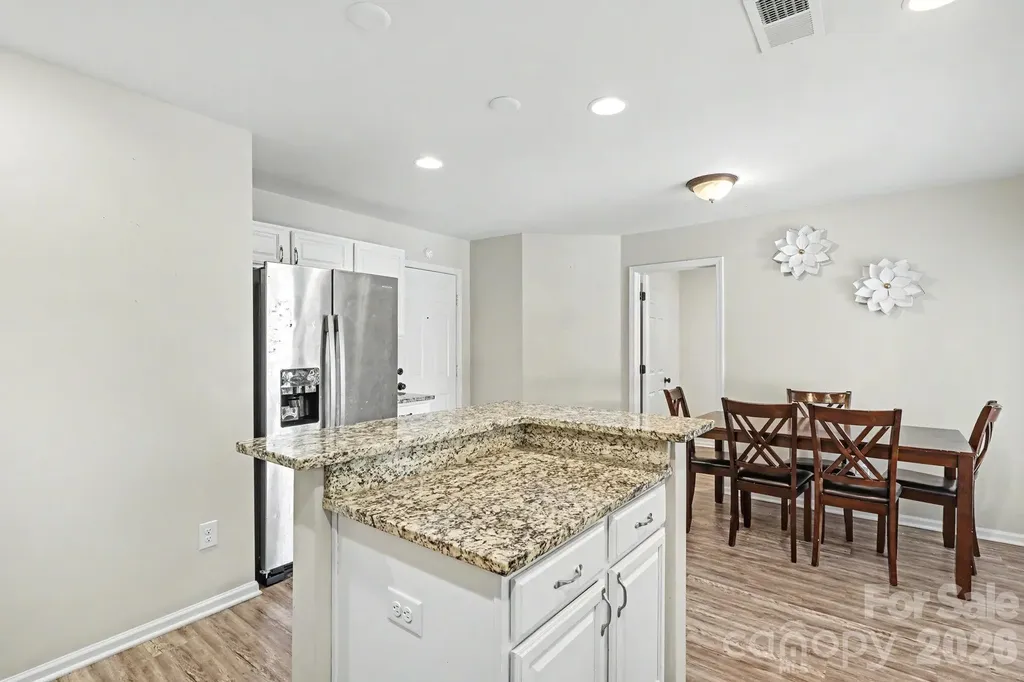 7413 Tupelo Lane Charlotte NC 28269