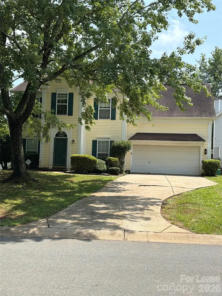 9210 Shenington Place Charlotte NC 28216