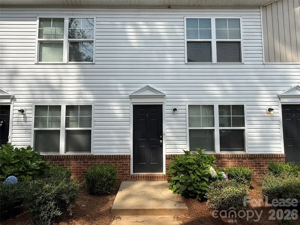 2029 Oakdale Road Charlotte NC 28216