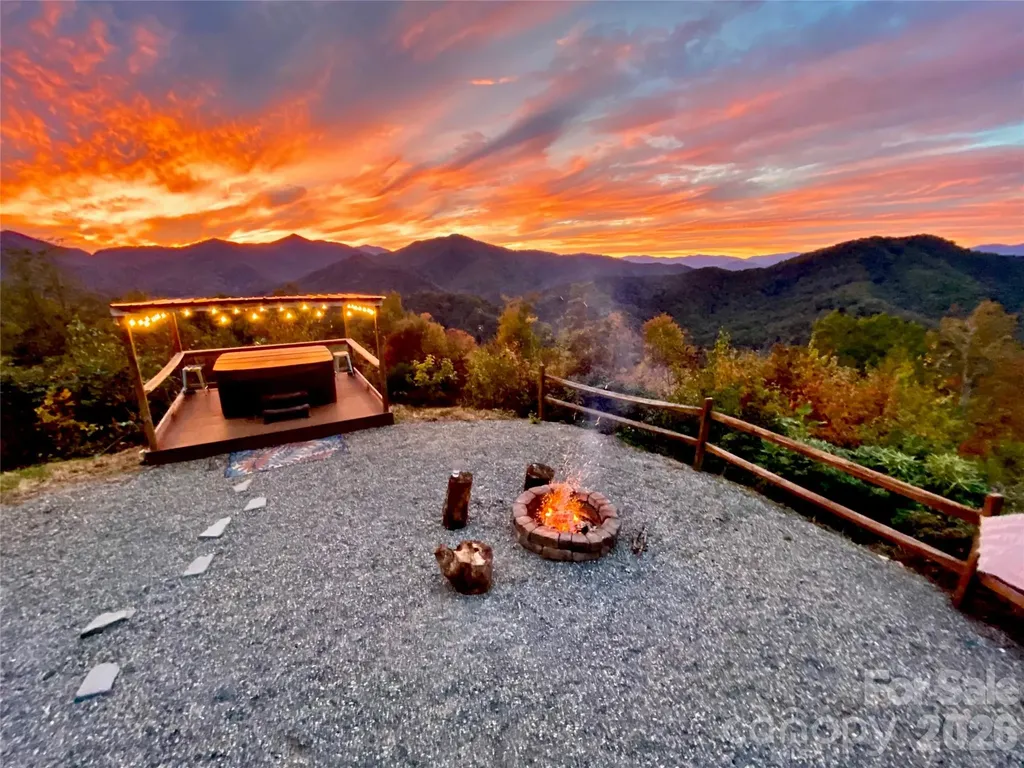 946, 140, 83 Honeysuckle Ridge Almond NC 28702
