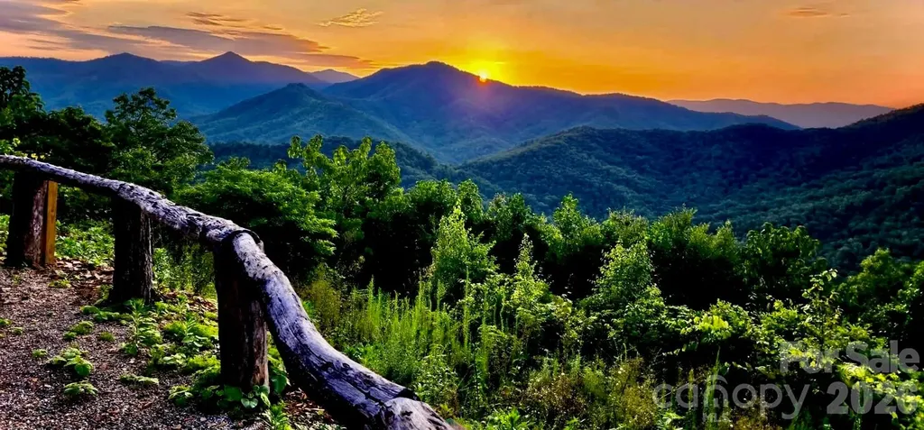 946, 140, 83 Honeysuckle Ridge Almond NC 28702