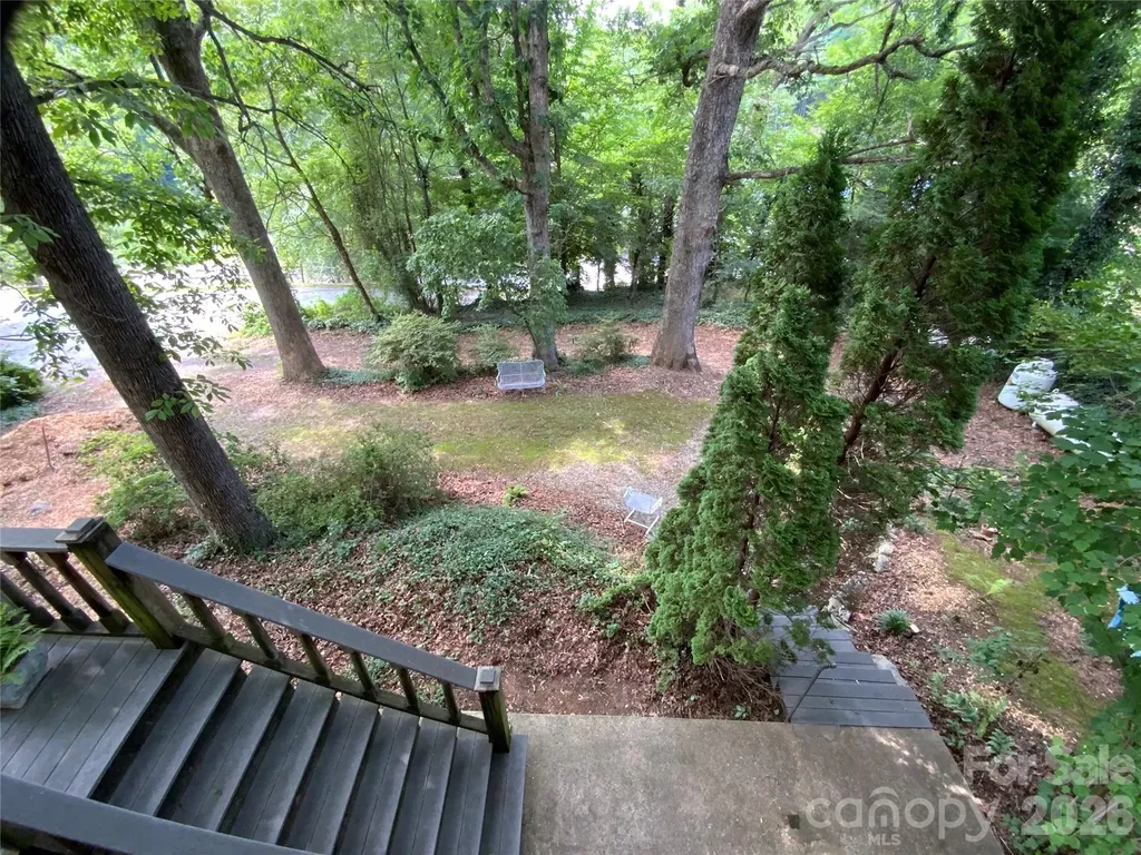 58 Seminary Street Saluda NC 28773