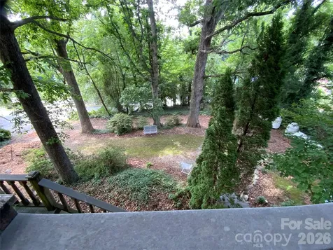 58 Seminary Street Saluda NC 28773