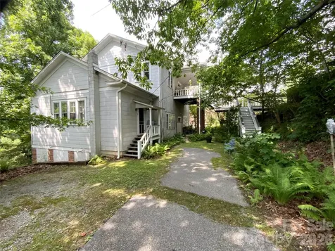 58 Seminary Street Saluda NC 28773