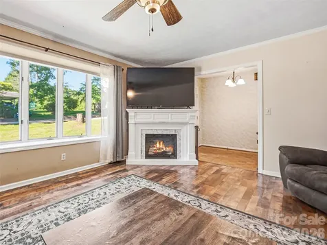 3158 Florida Drive Hendersonville NC 28792