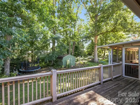 3158 Florida Drive Hendersonville NC 28792