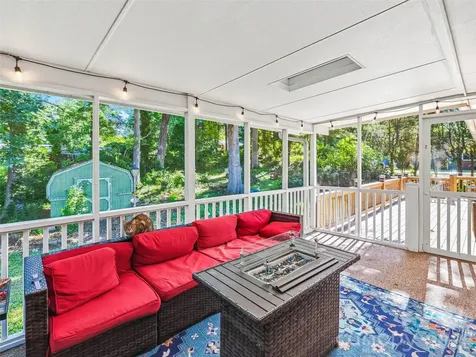 3158 Florida Drive Hendersonville NC 28792