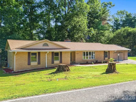 3158 Florida Drive Hendersonville NC 28792