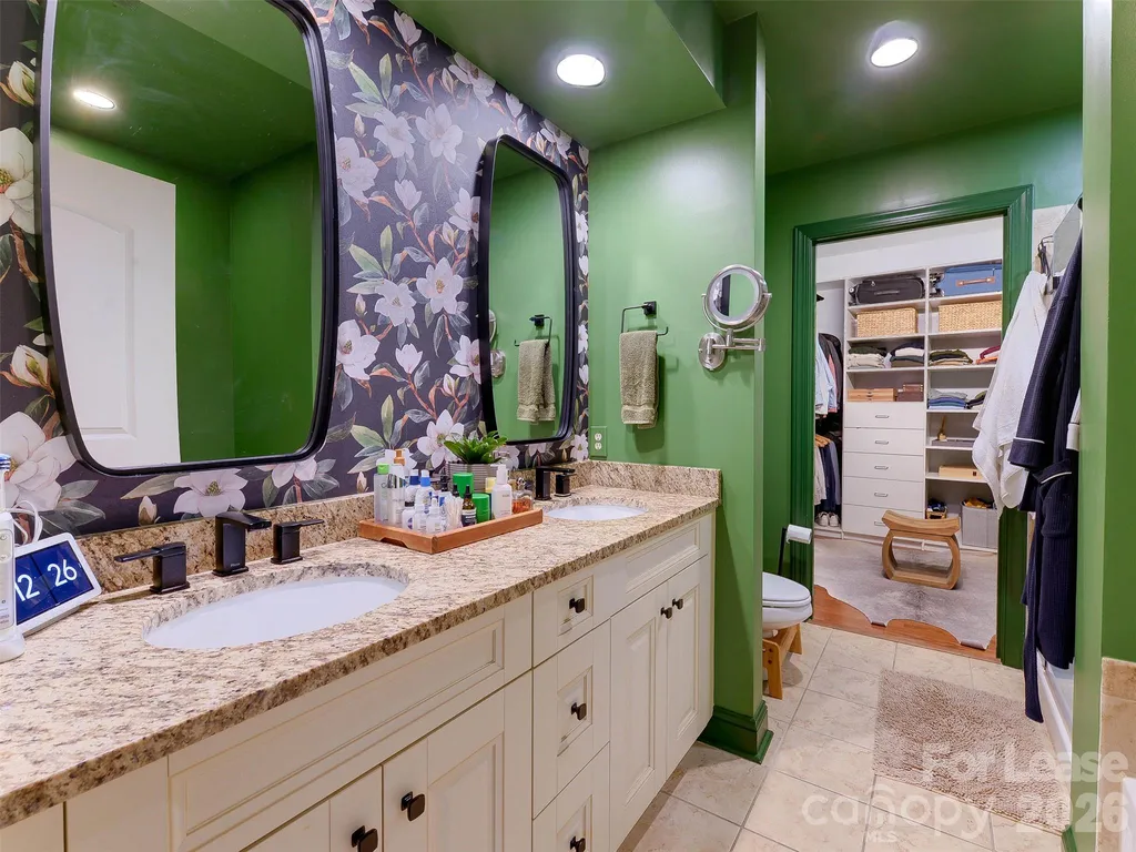 701 Royal Court Charlotte NC 28202