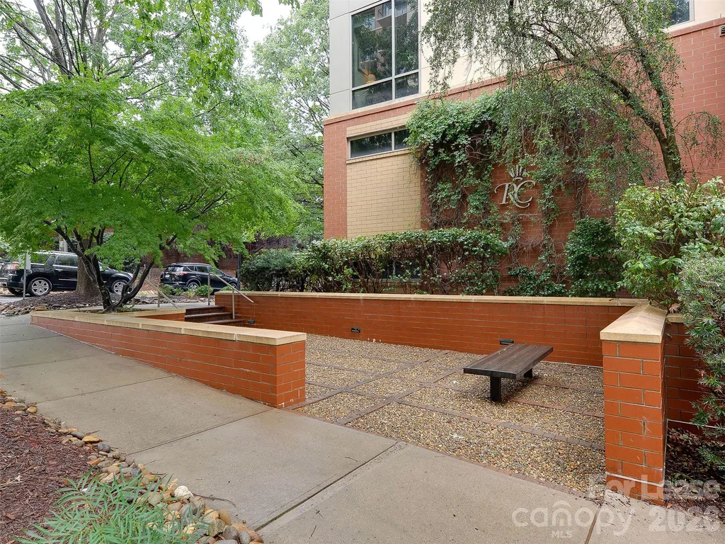 701 Royal Court Charlotte NC 28202