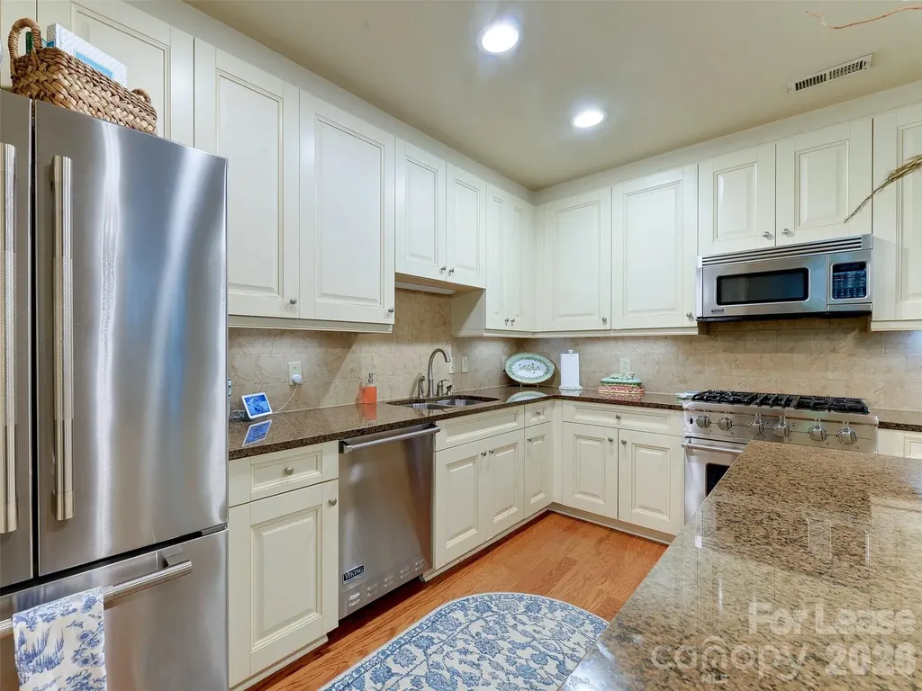 701 Royal Court Charlotte NC 28202