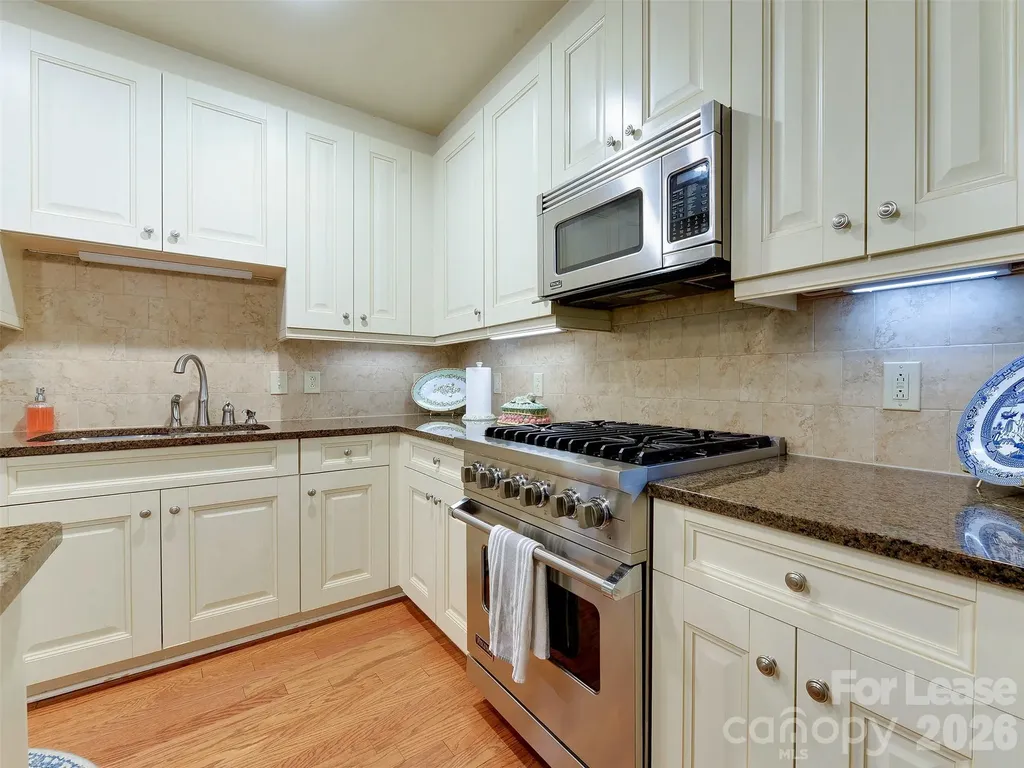 701 Royal Court Charlotte NC 28202