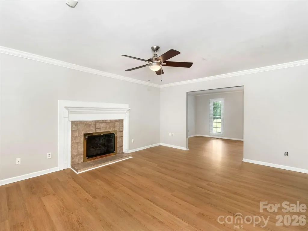 14437 Raynham Drive Charlotte NC 28262