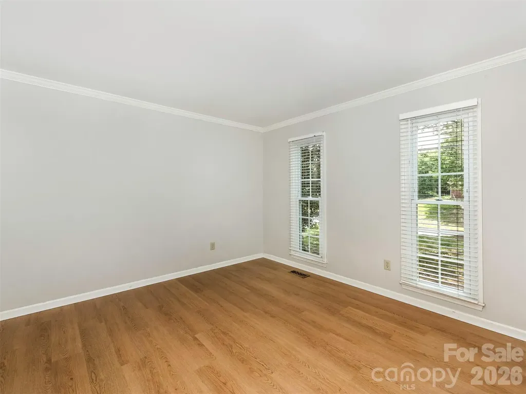 14437 Raynham Drive Charlotte NC 28262