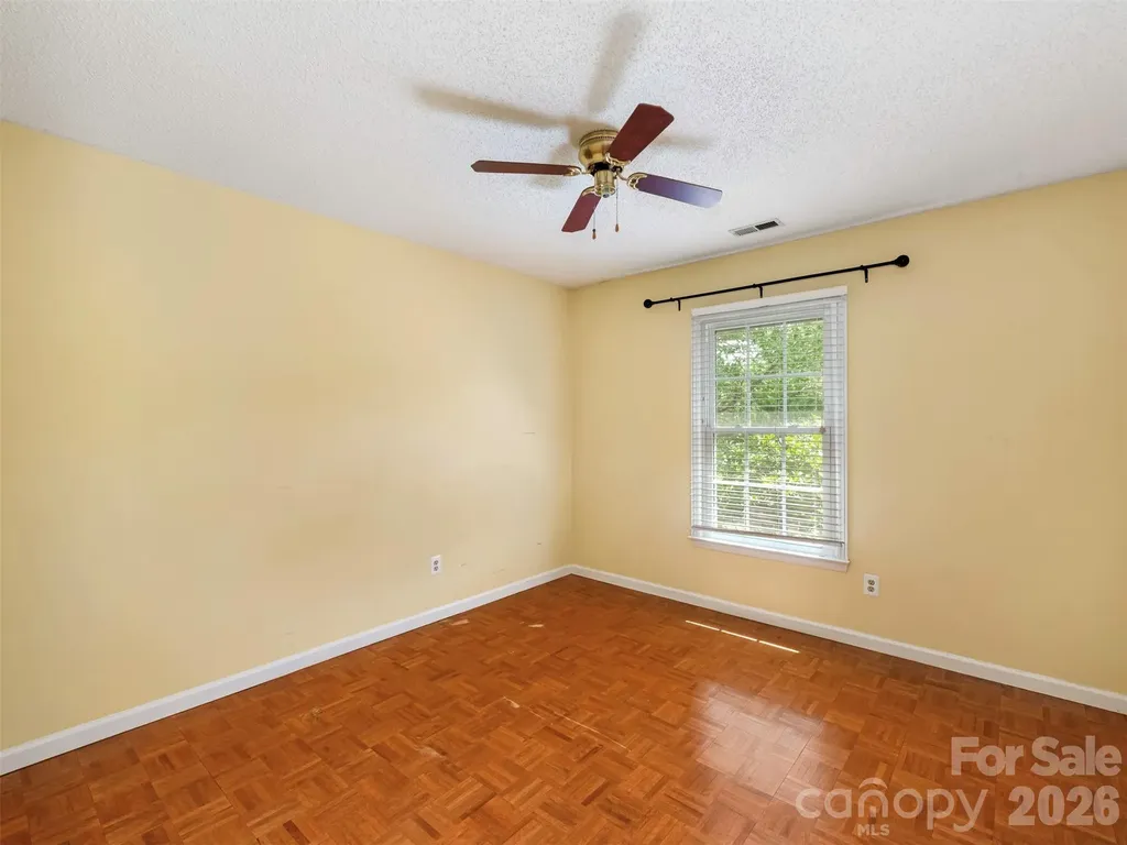 14437 Raynham Drive Charlotte NC 28262