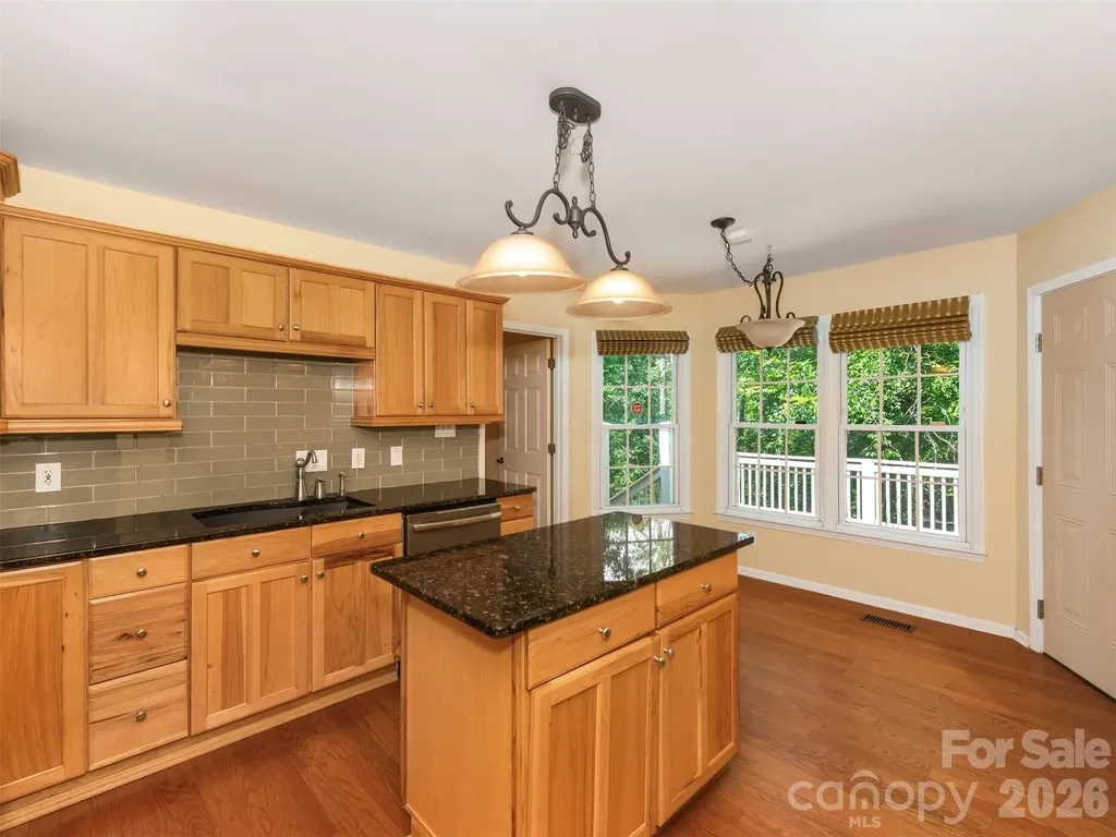 14437 Raynham Drive Charlotte NC 28262