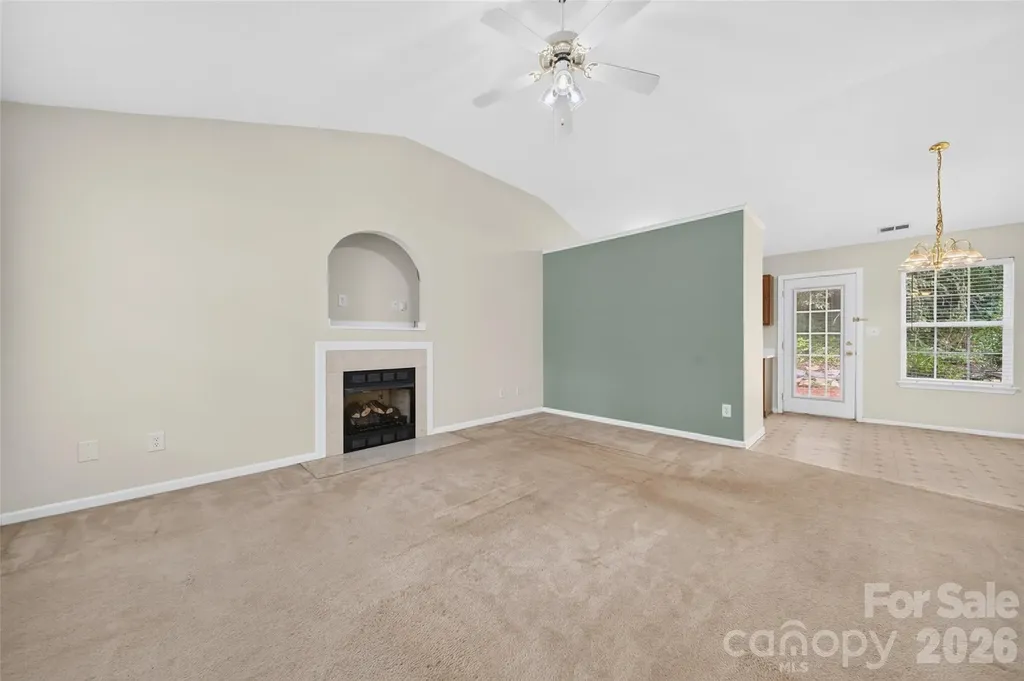 4627 Victory Lane Charlotte NC 28269