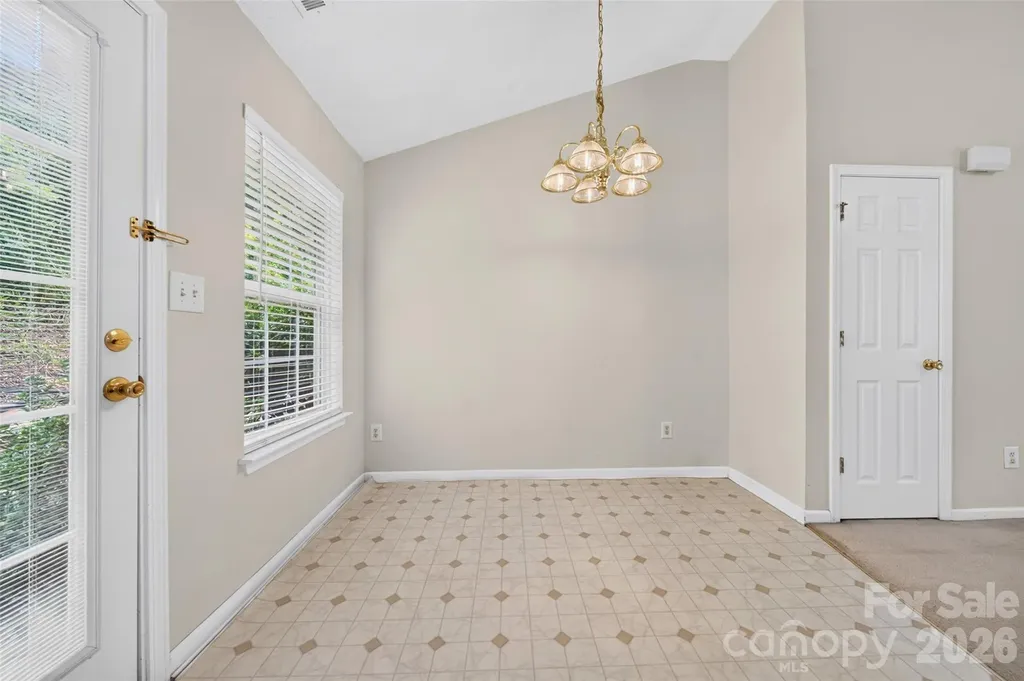 4627 Victory Lane Charlotte NC 28269