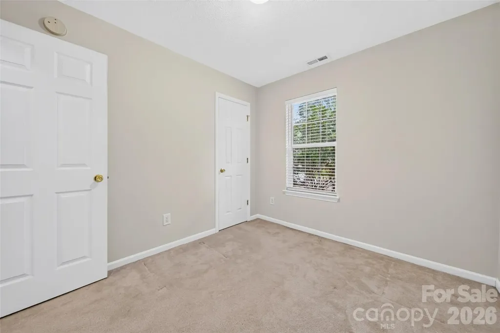 4627 Victory Lane Charlotte NC 28269