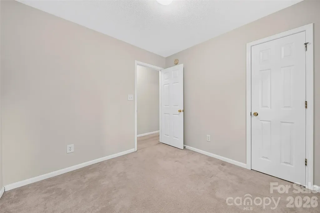 4627 Victory Lane Charlotte NC 28269