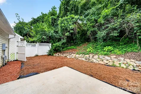 4627 Victory Lane Charlotte NC 28269