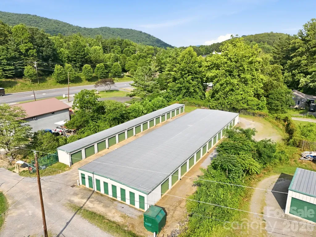 14 Huntley Circle Fairview NC 28730