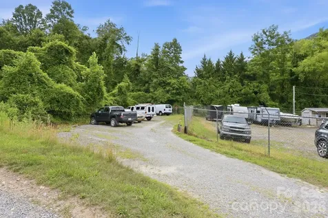 14 Huntley Circle Fairview NC 28730
