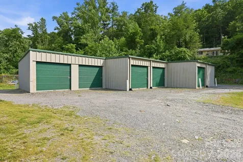 14 Huntley Circle Fairview NC 28730