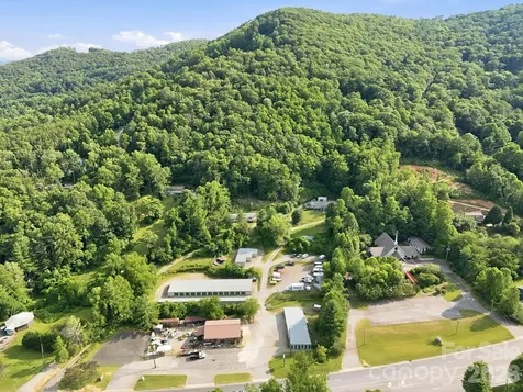 14 Huntley Circle Fairview NC 28730