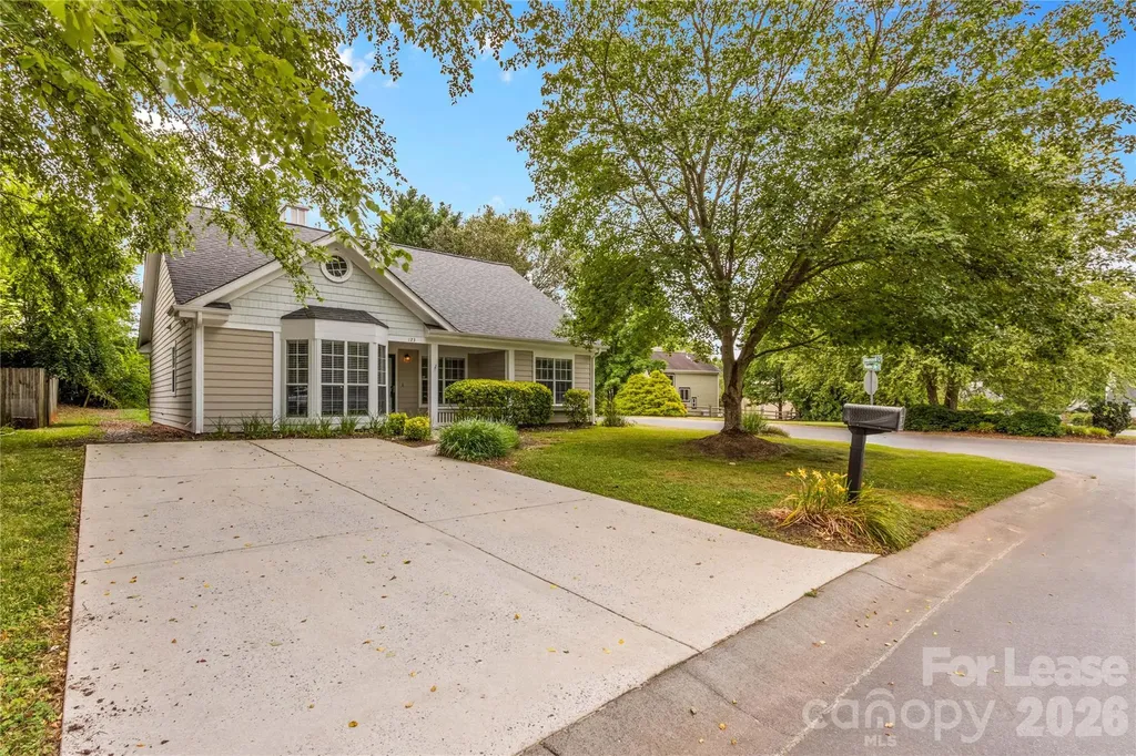 123 Meadow Lilly Court Mooresville NC 28115