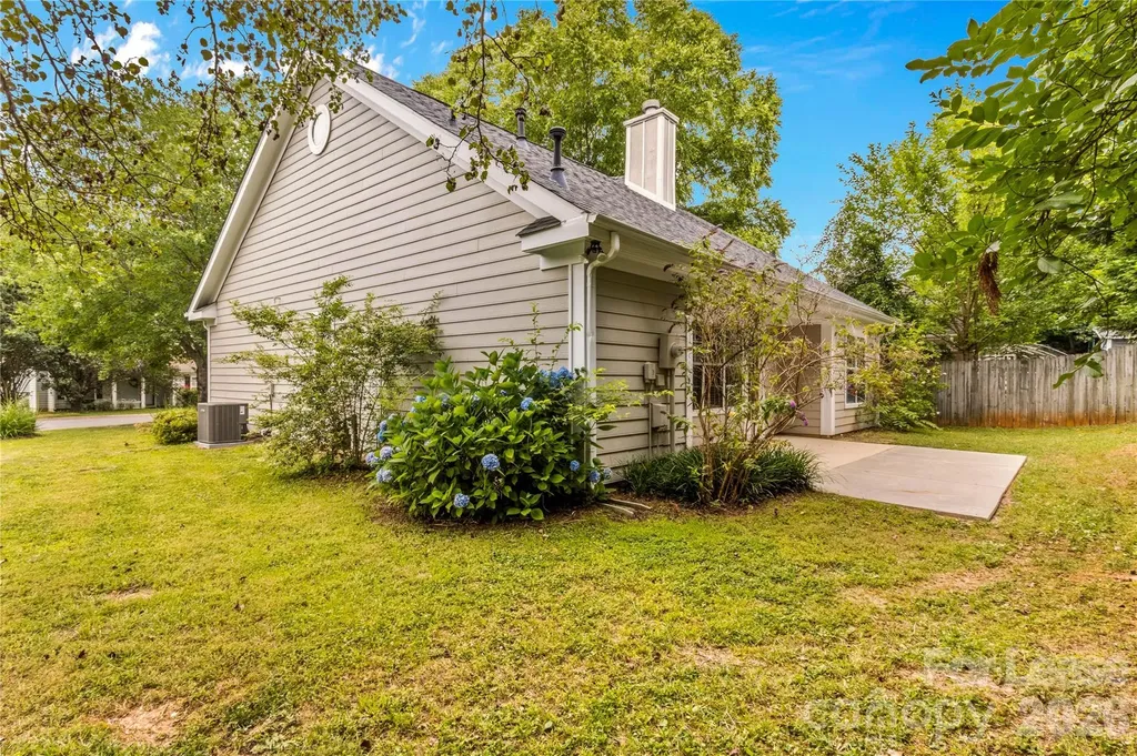 123 Meadow Lilly Court Mooresville NC 28115